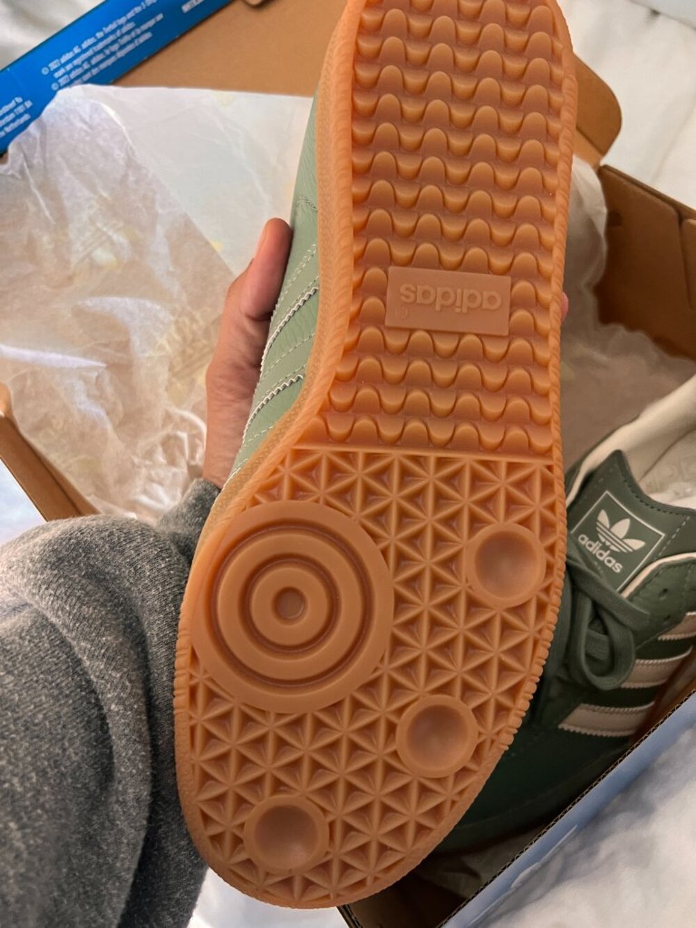 NWT Green Adidas Samba, W7 - Picture 3 of 5